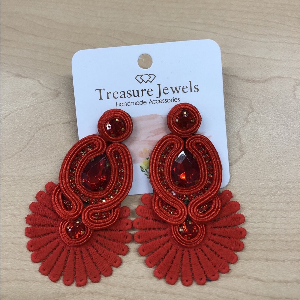 Treasure Jewels Sammy Earring